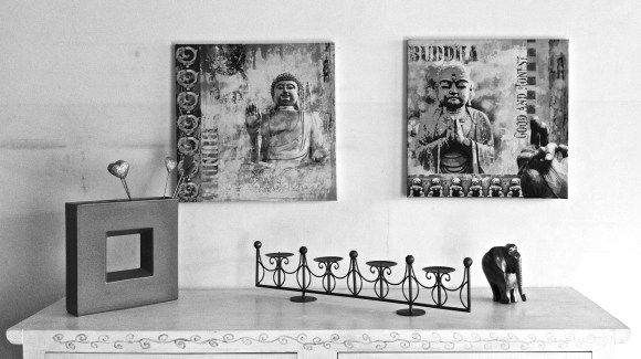 The Buddha in Praia, inside the Shop.