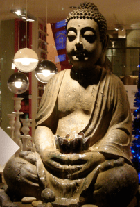 Plastikphantom, Hessen, 21. Jhdt, mit integriertem Zimmerspringbrunnen.